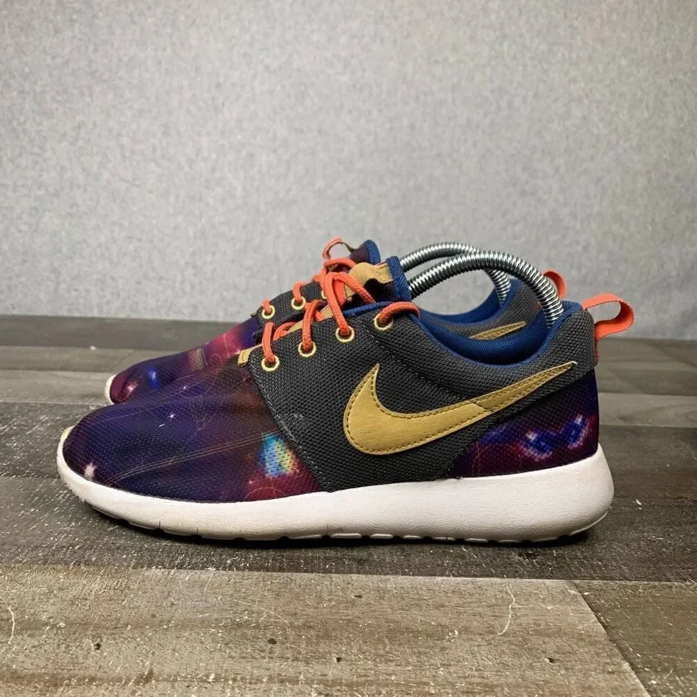 Nike Big Kids Size 6Y Roshe One Galaxy Print Athletic Sneakers Multicolor